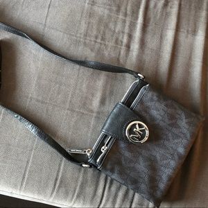 Michael Kors Satchel / Crossbody